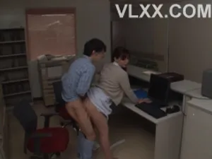 Người vợ dâm thèm địt bị ông chồng và bố chơi some