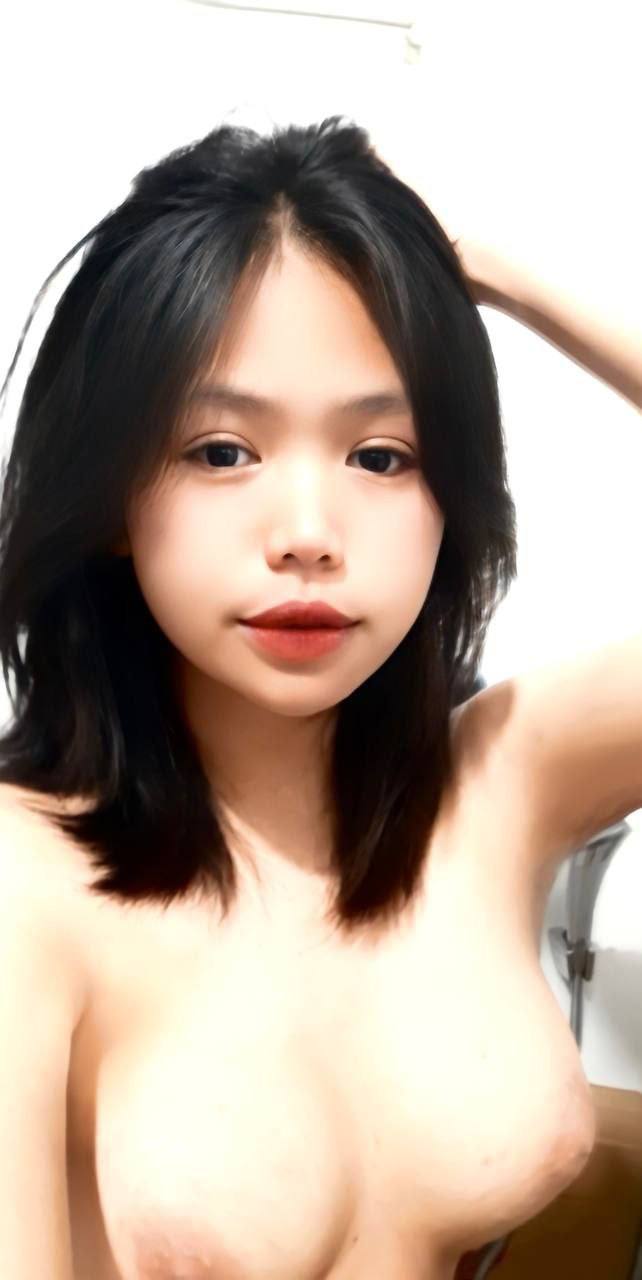 ❤️Nữ sinh trung học 18 tuổi ra khách sạn kiếm tiền tiêu vặt đã ra ngoài trước khi làm điều đó hai lần. Cô gái cảm thấy không hài lòng và phải tự sờ mình...